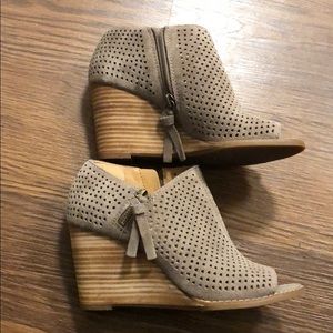 Lucky Brand booties